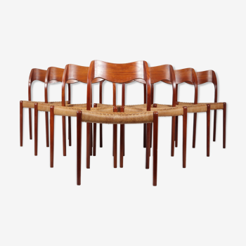 Set of 8 mid century teak dining chairs model 71 by Neils Moller