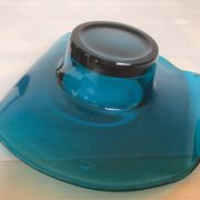 Bougeoir tordu en verre bleu