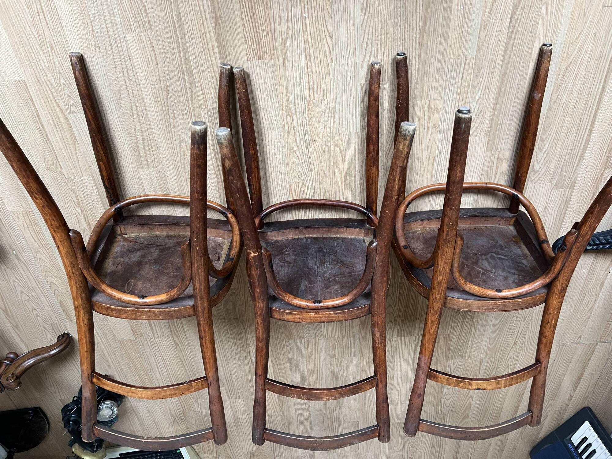 Chaises bistrot en trio