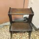 Marche pied ancien en bois
