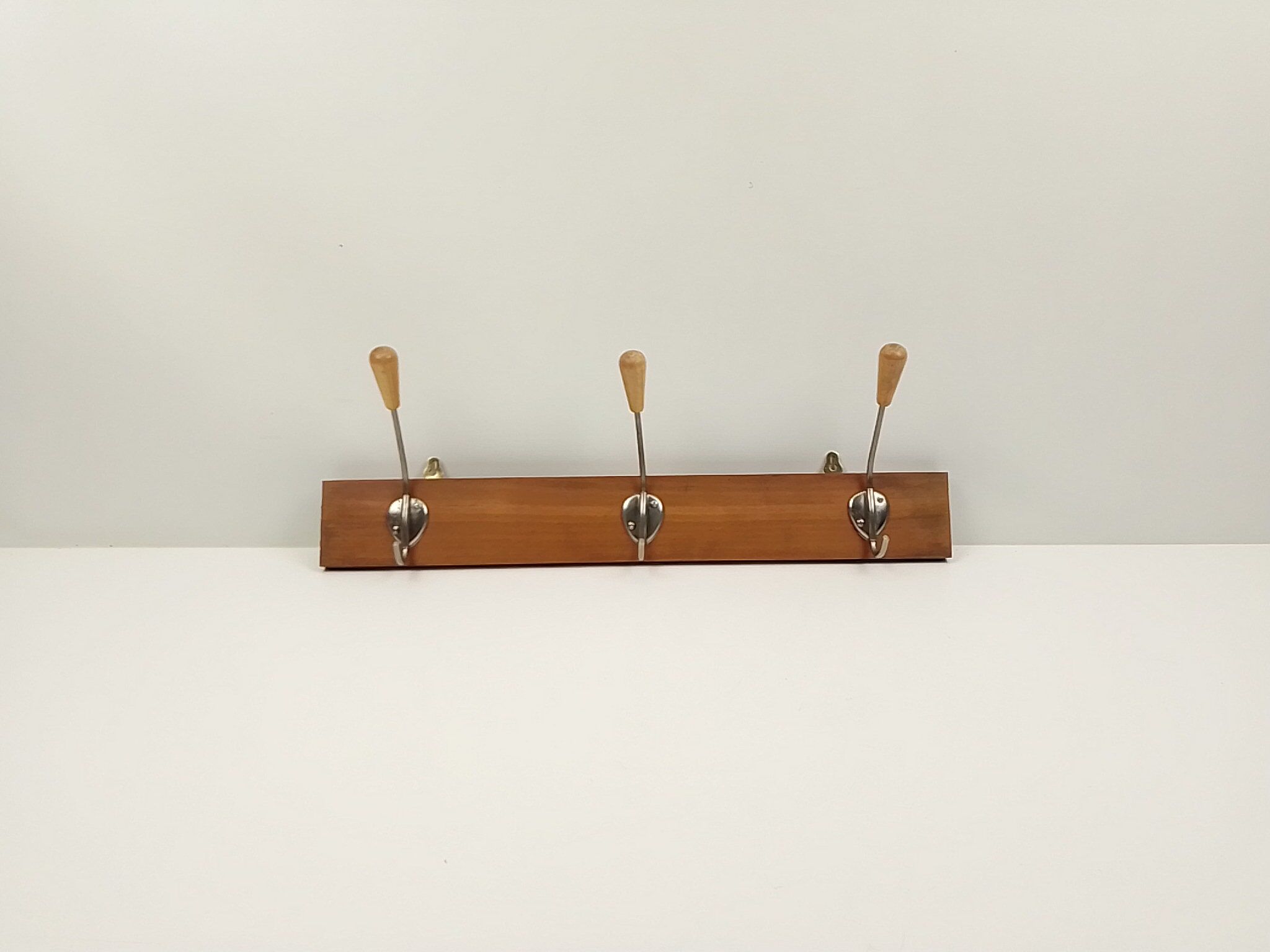 Vintage style hook 3 hooks in wood and metal
