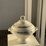 Covered soup tureen or vegetable dish in Saint Amand earthenware H29 D28