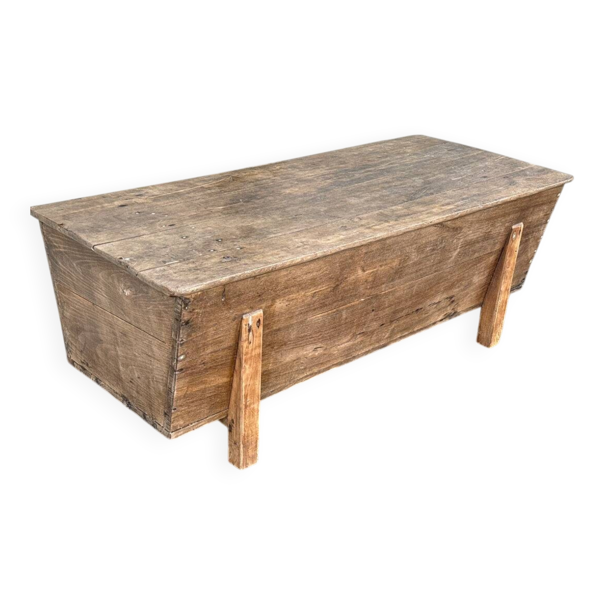 Coffre vintage en bois brut