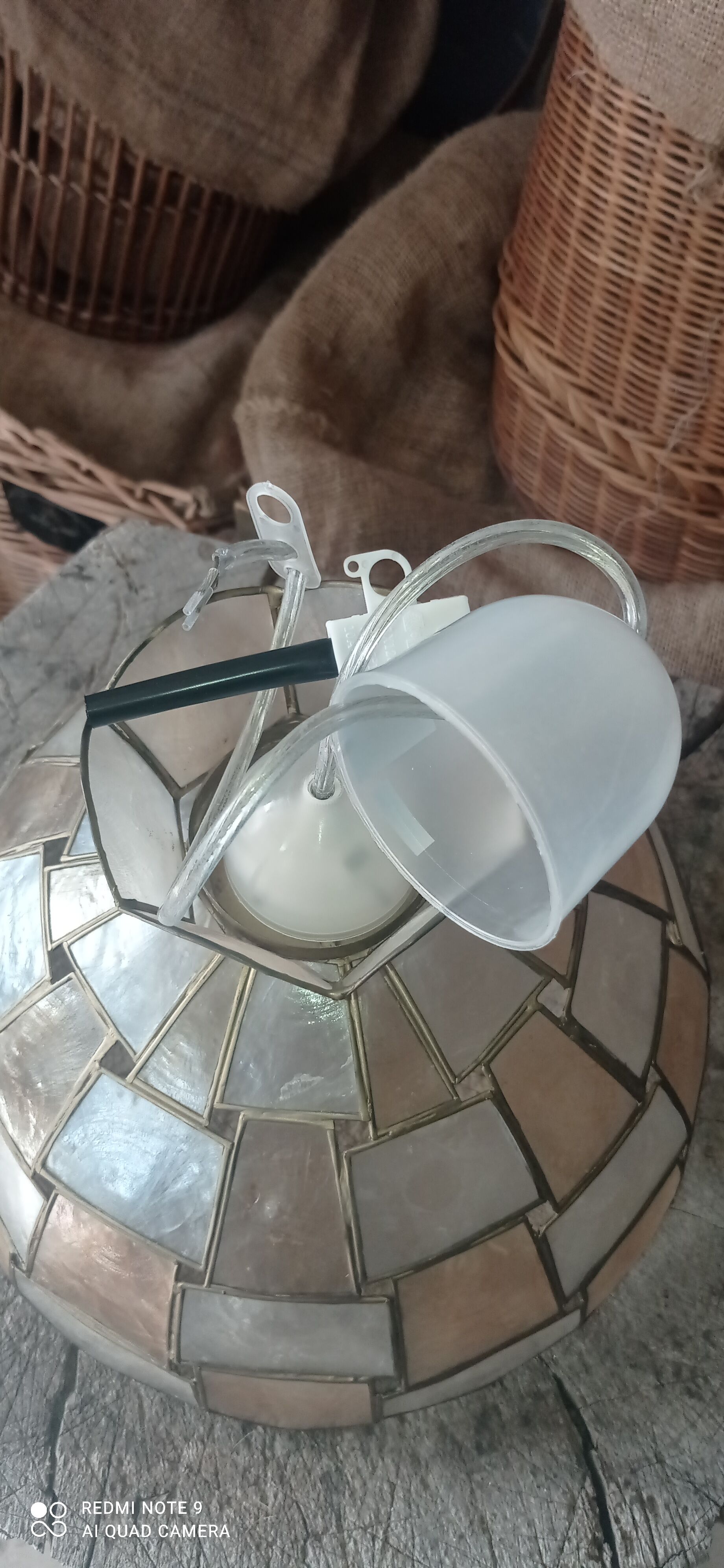 Mother-of-pearl & copper pendant lamp