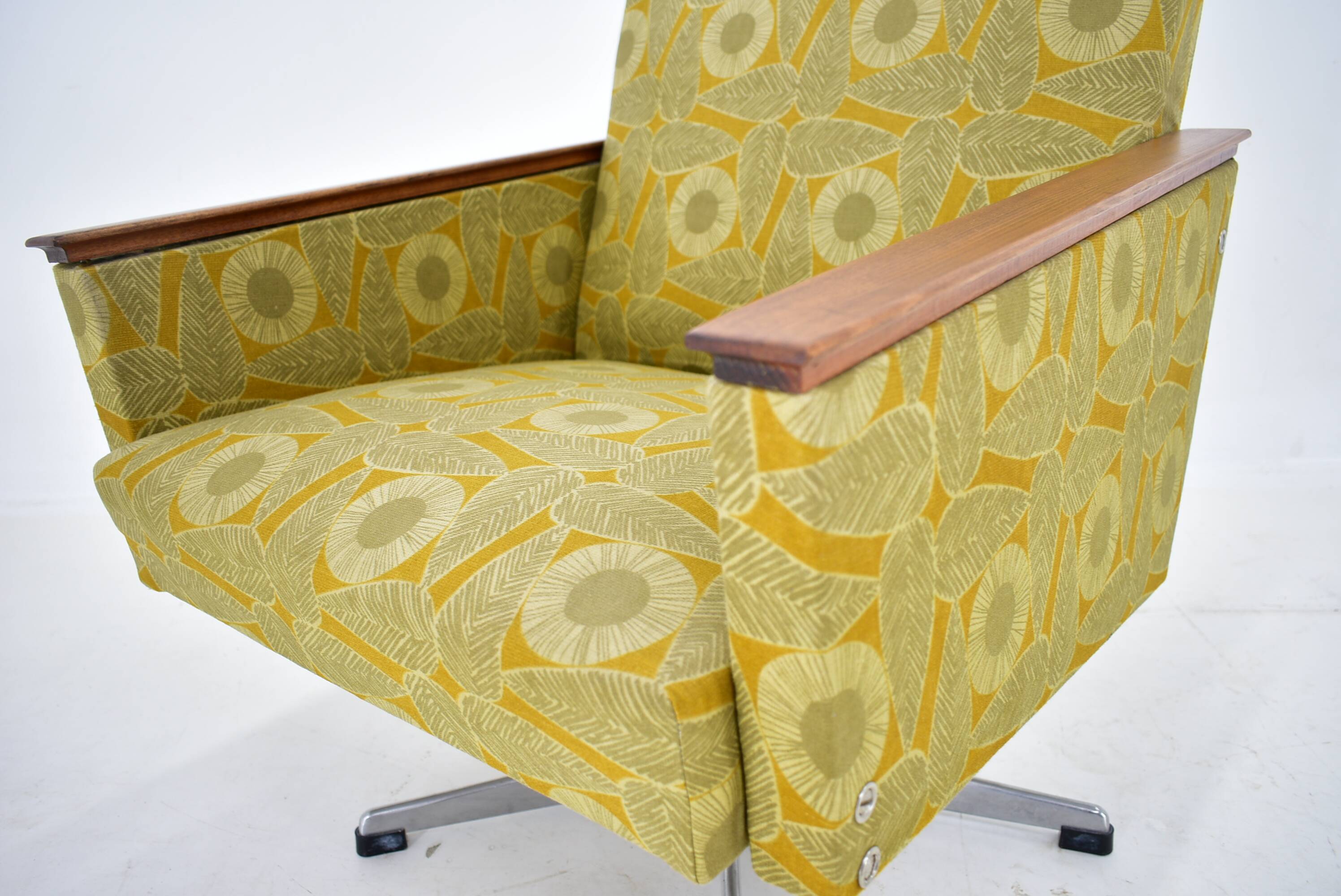 Mid-century armchair, Czechoslovakia, 1970s.