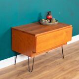 Table de lampe d'appoint console Tapley rétro en teck des années 1960 avec tiroir
