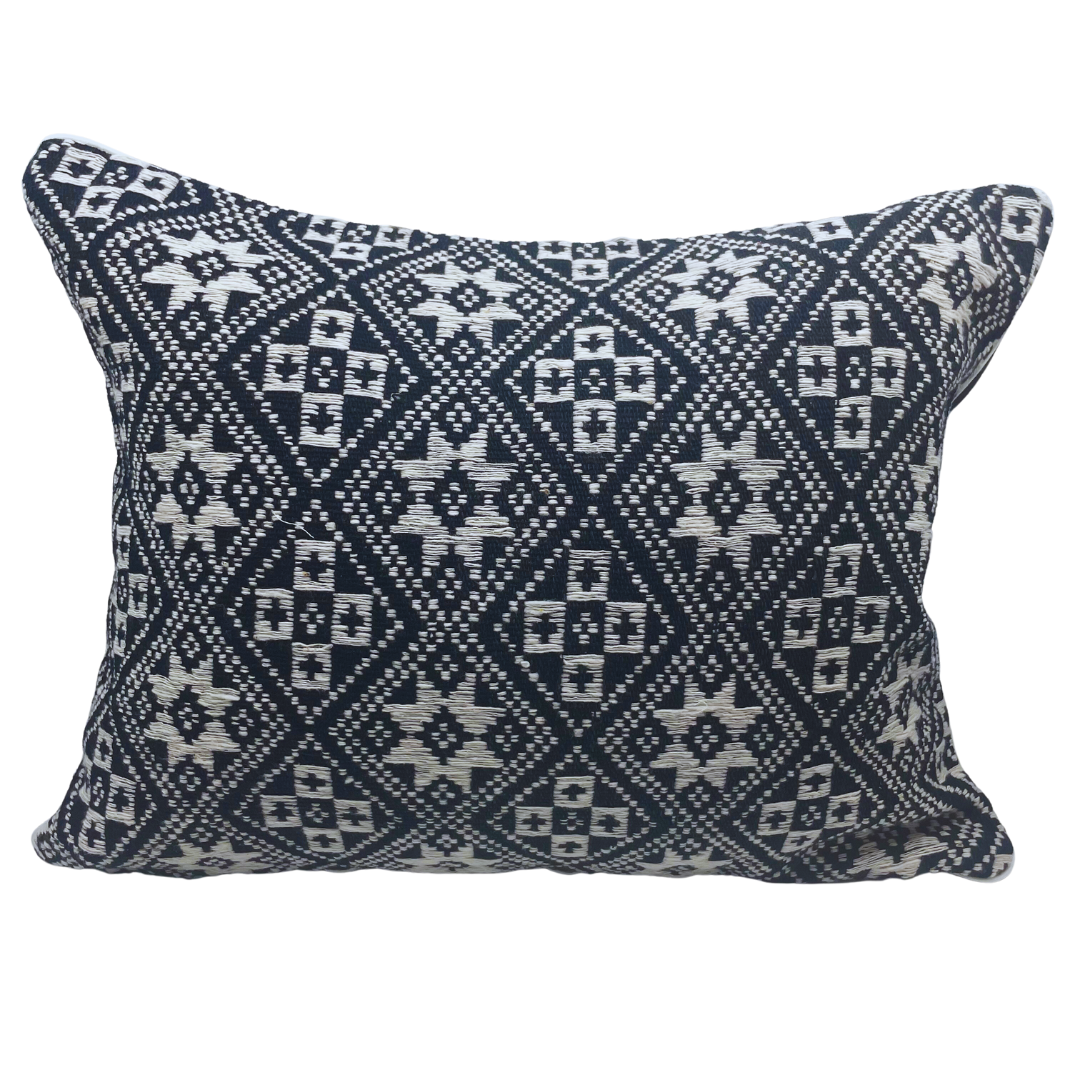 Marine Dokmai cushion