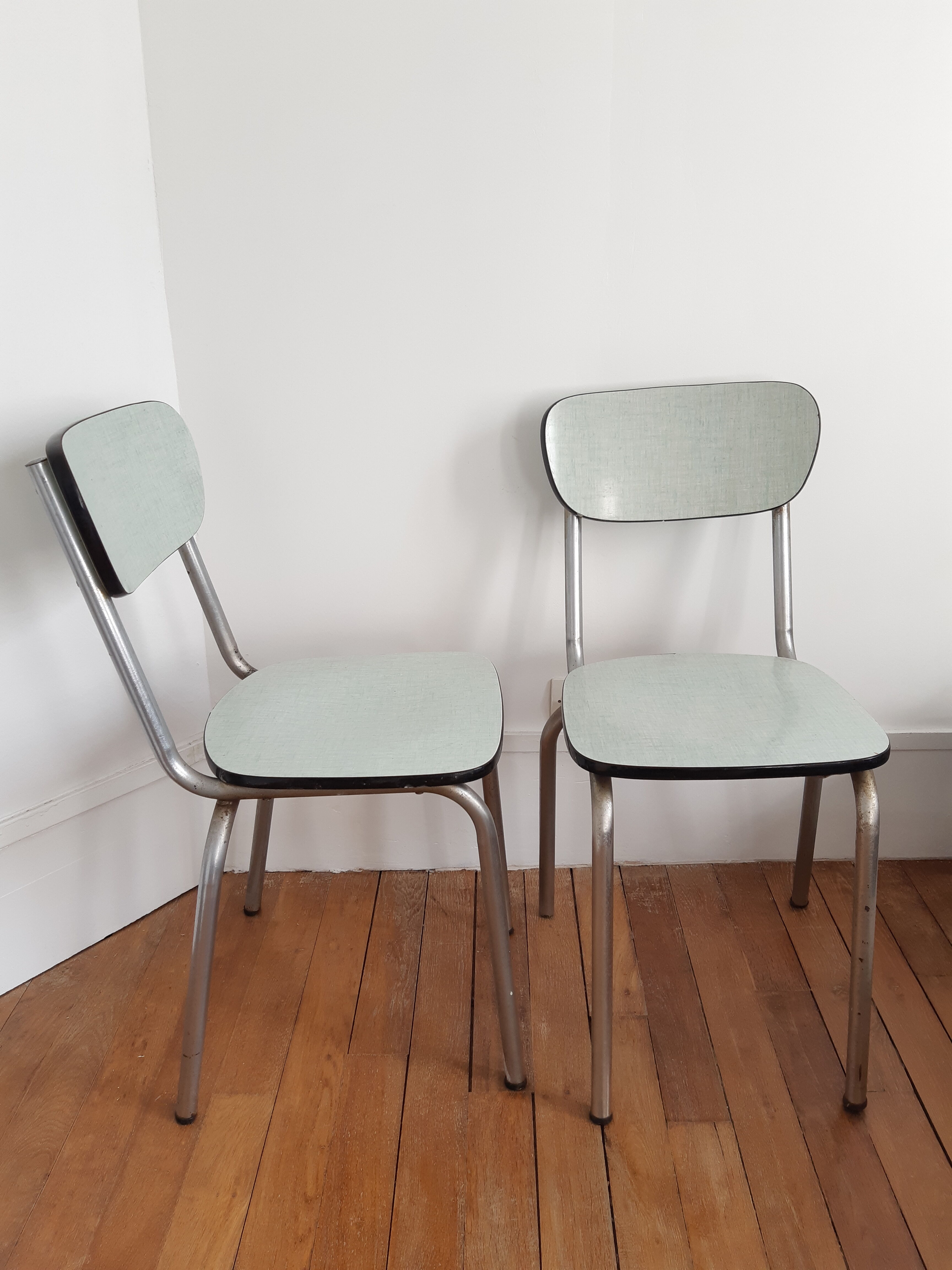 Lot of 2 vintage formica chairs