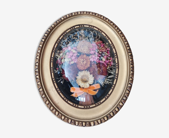 Dried flower frame