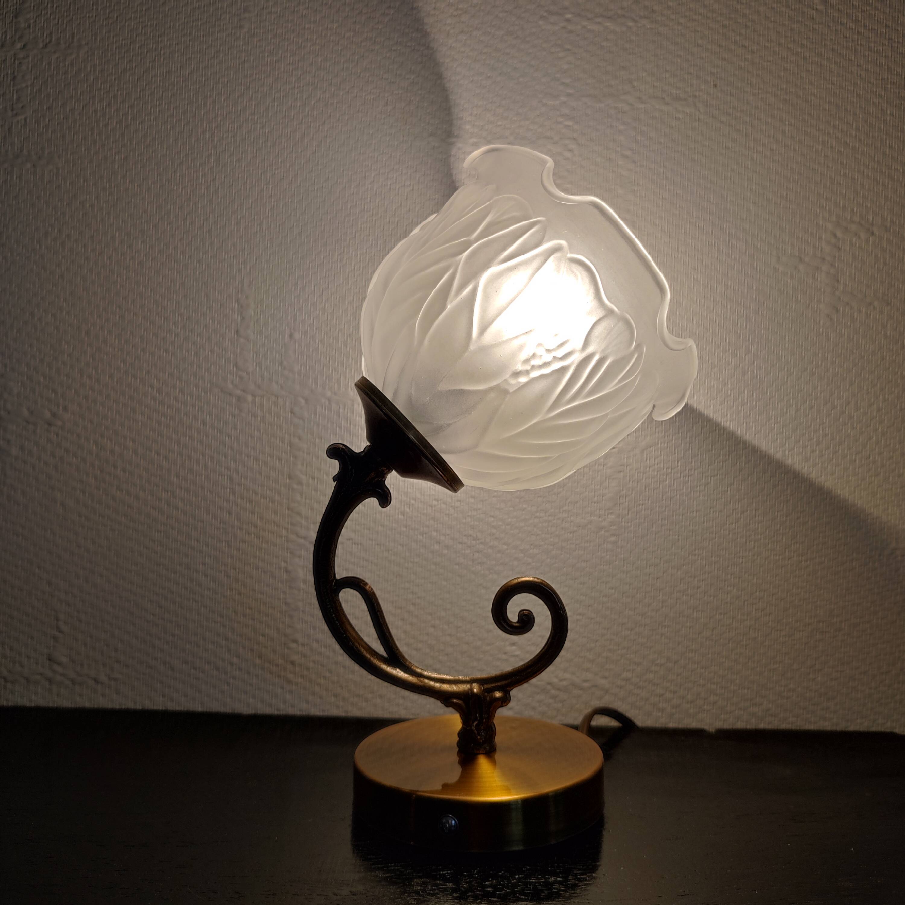 Art Deco wall light