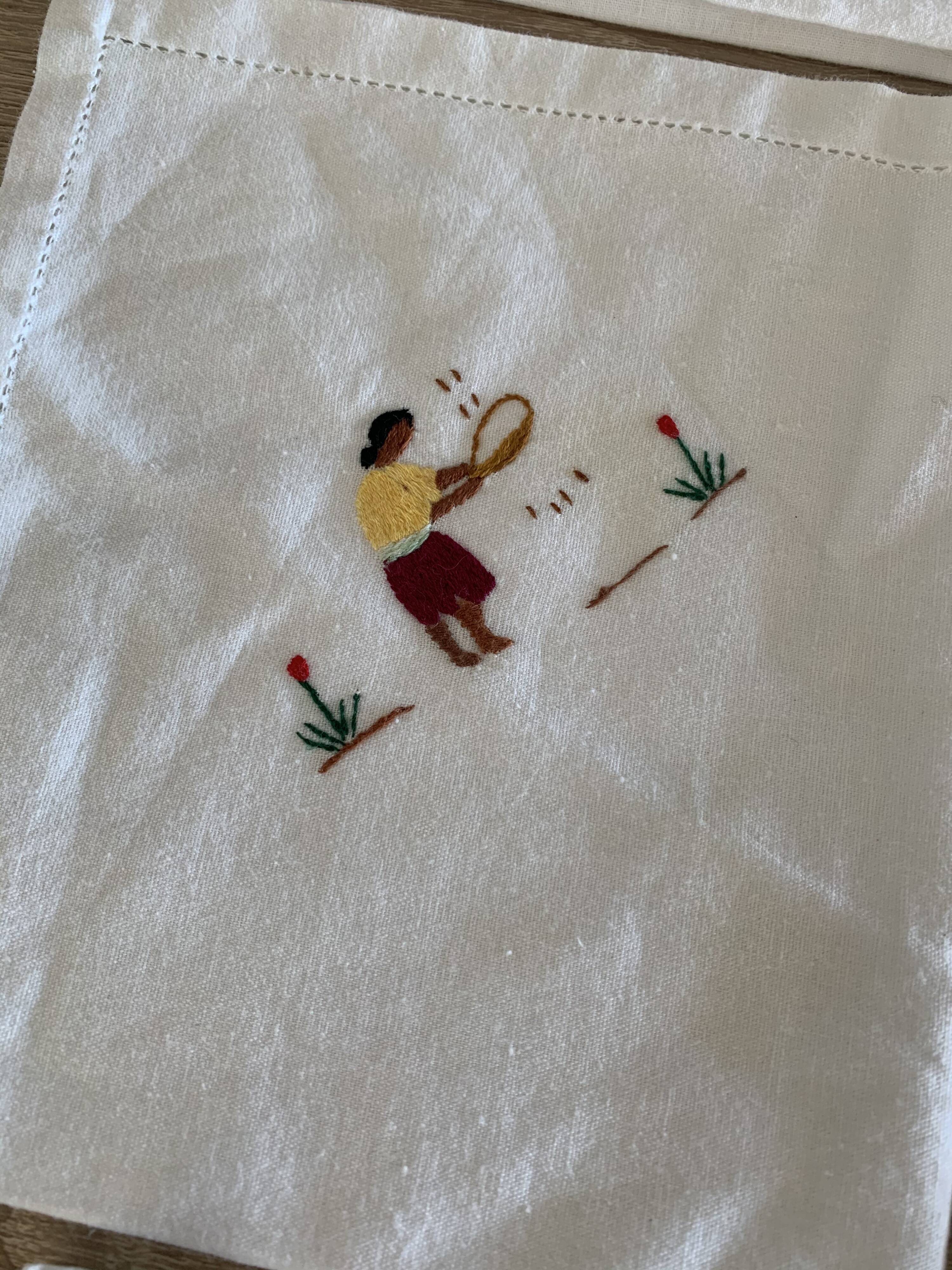 Lot 6 serviettes vintages broderies