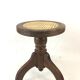 Canned piano stool with screws