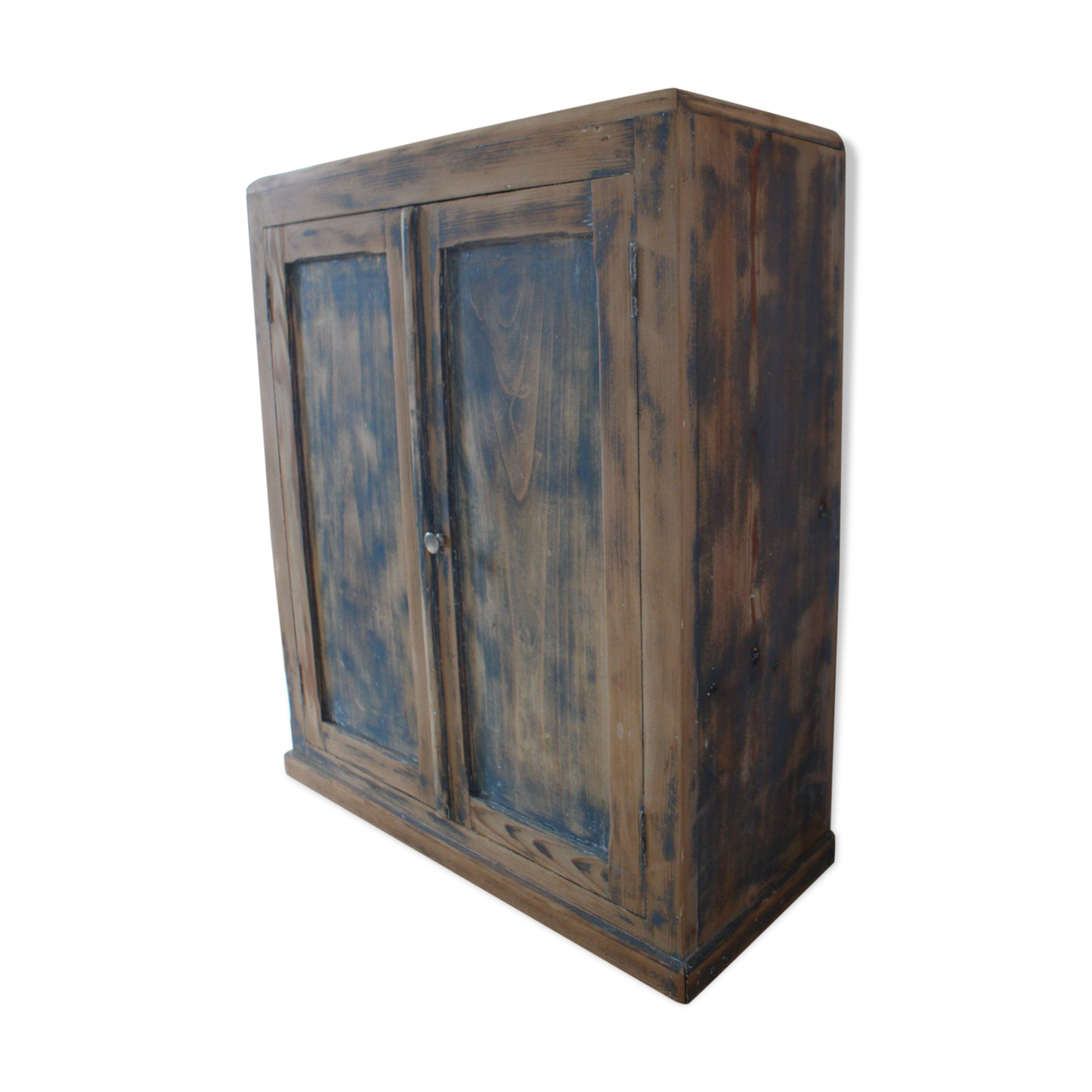 Meuble de rangement parisien bois brut