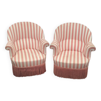 2 toad armchairs