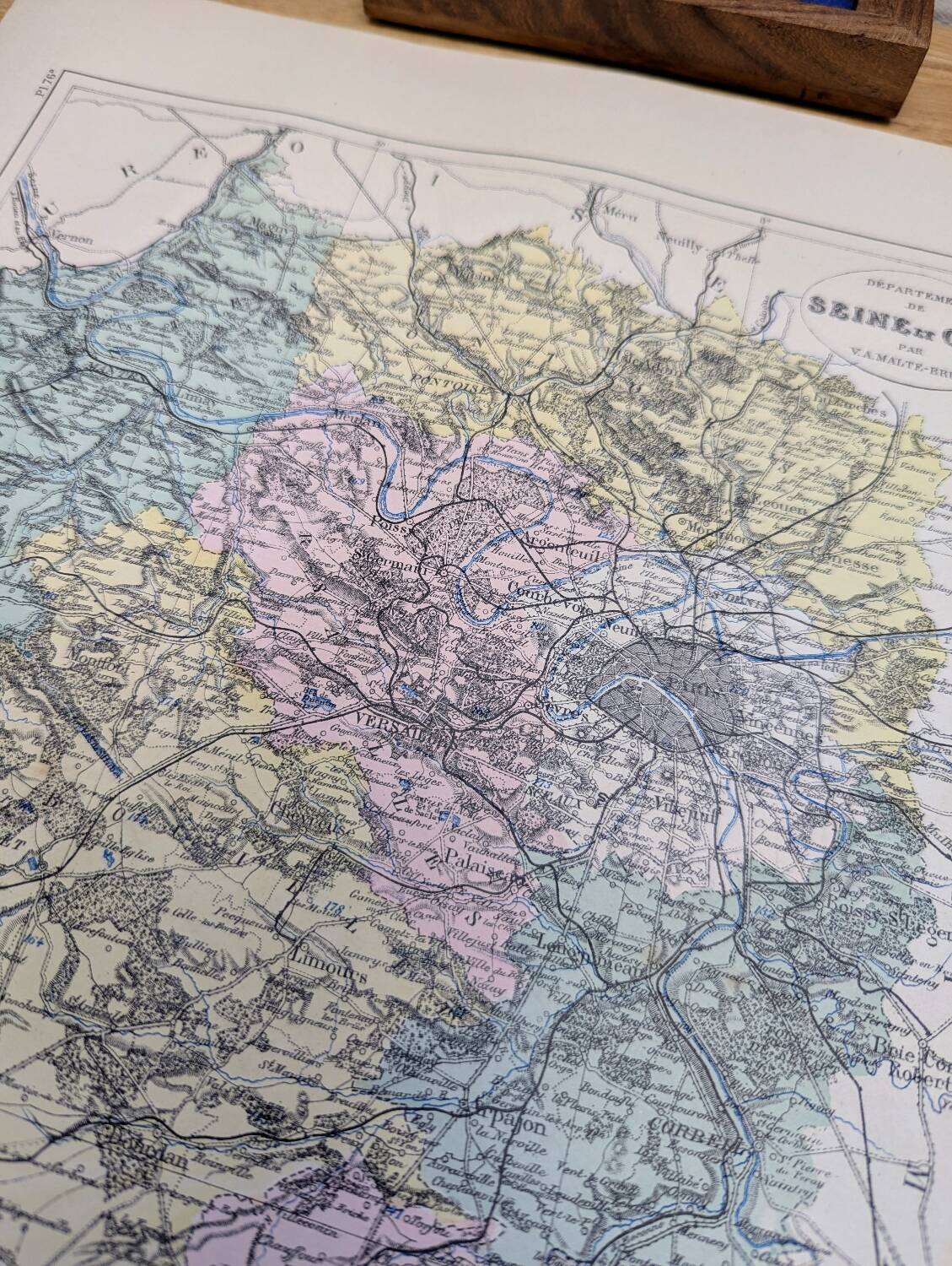 Map of Seine and Oise, printed in 1883.