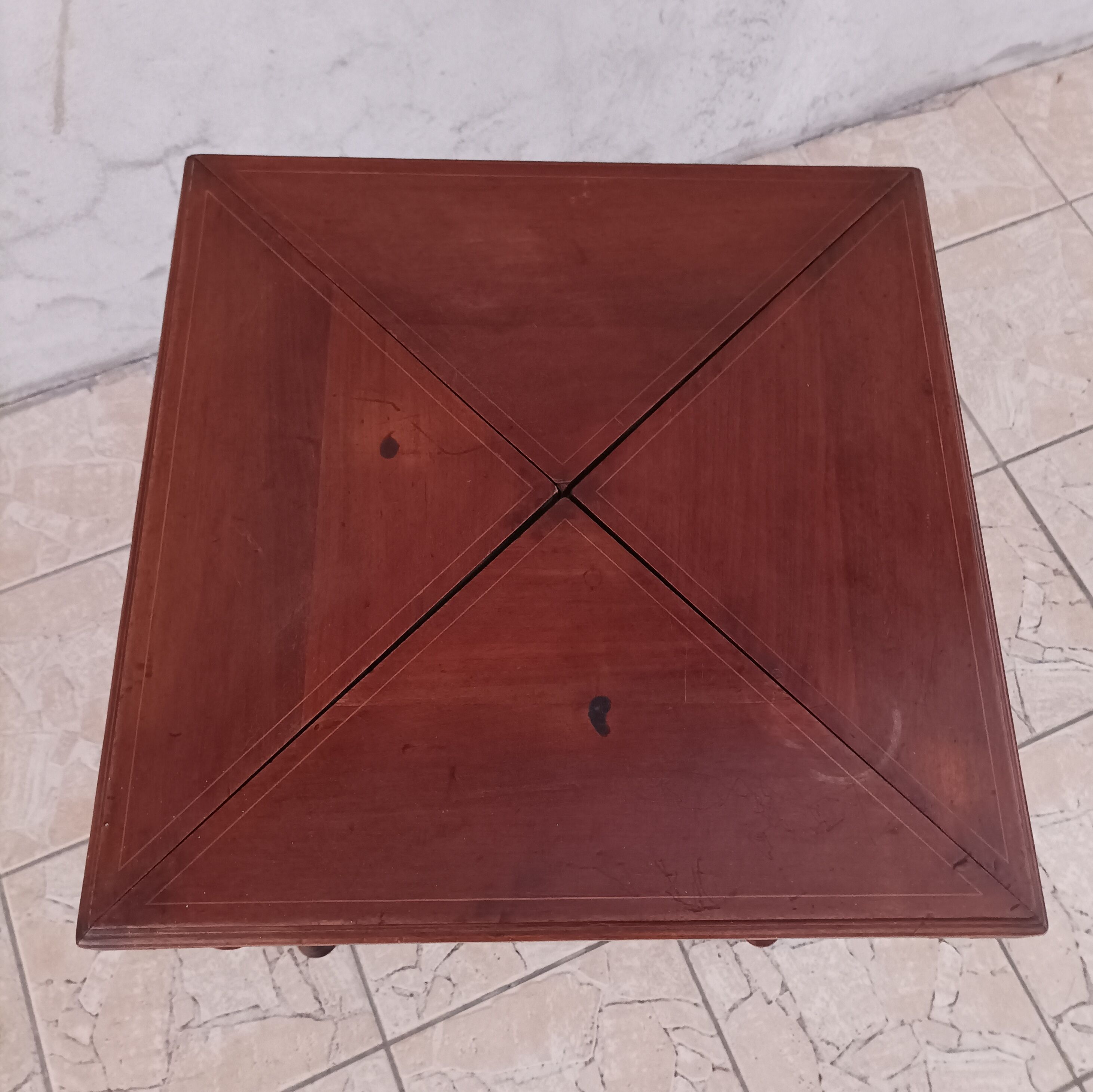 Game table in mahogany late 19th
