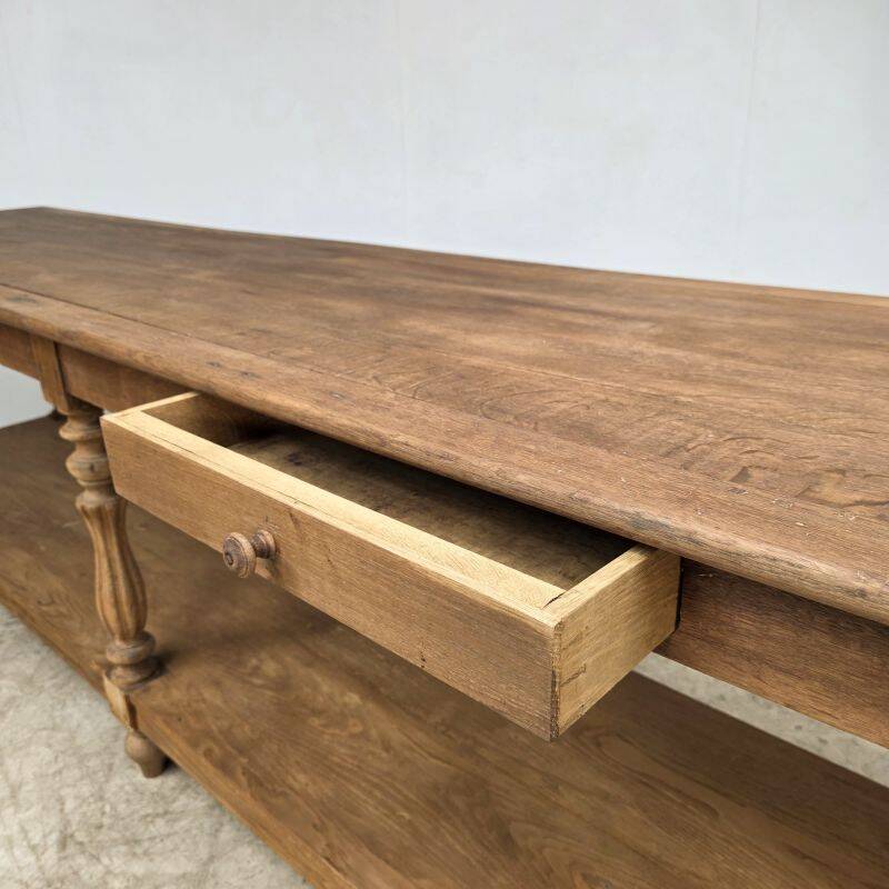 Large 19th-century oak draper's table with 6 legs.