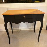 Black console, natural tray