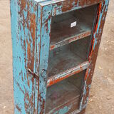 Old shelf-window