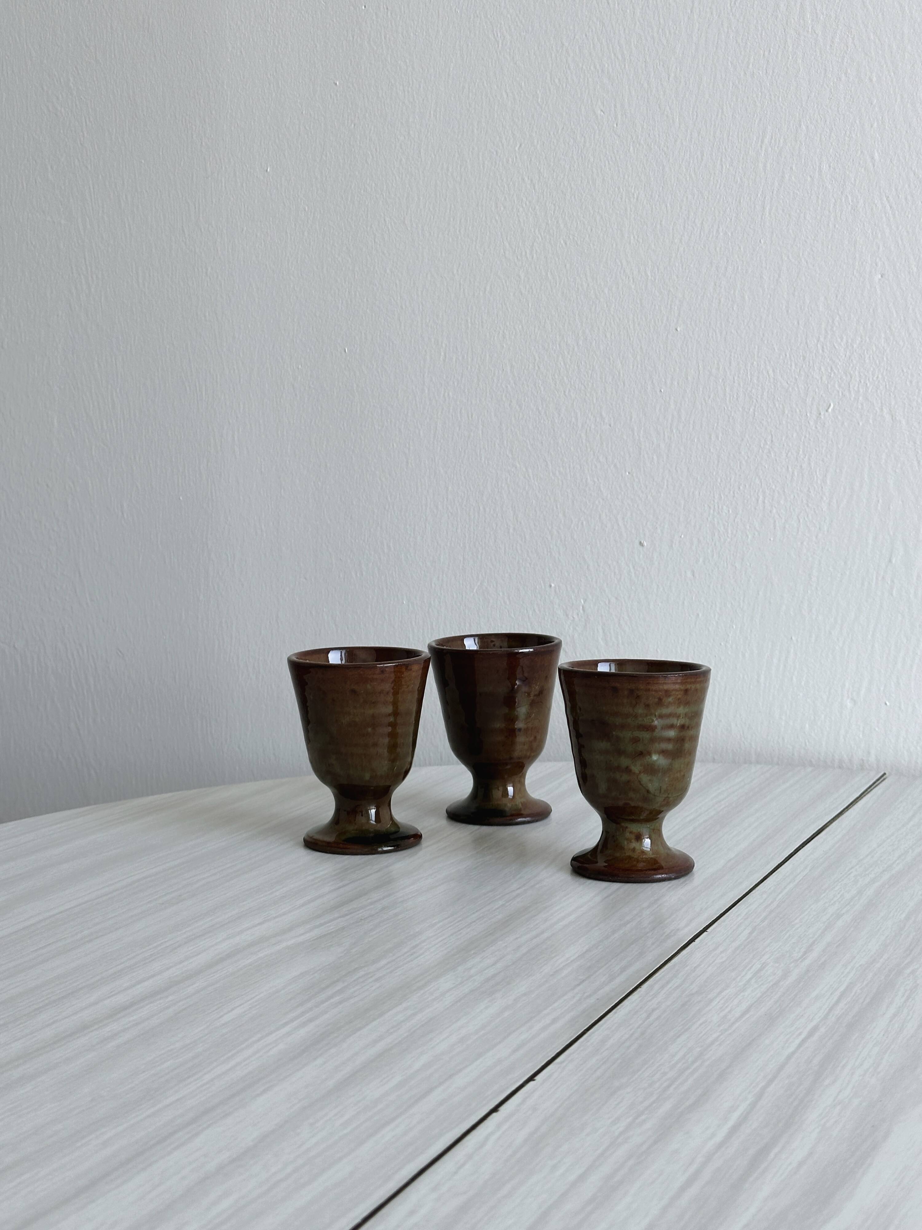 Set of 3 small enamelled ceramic mugs