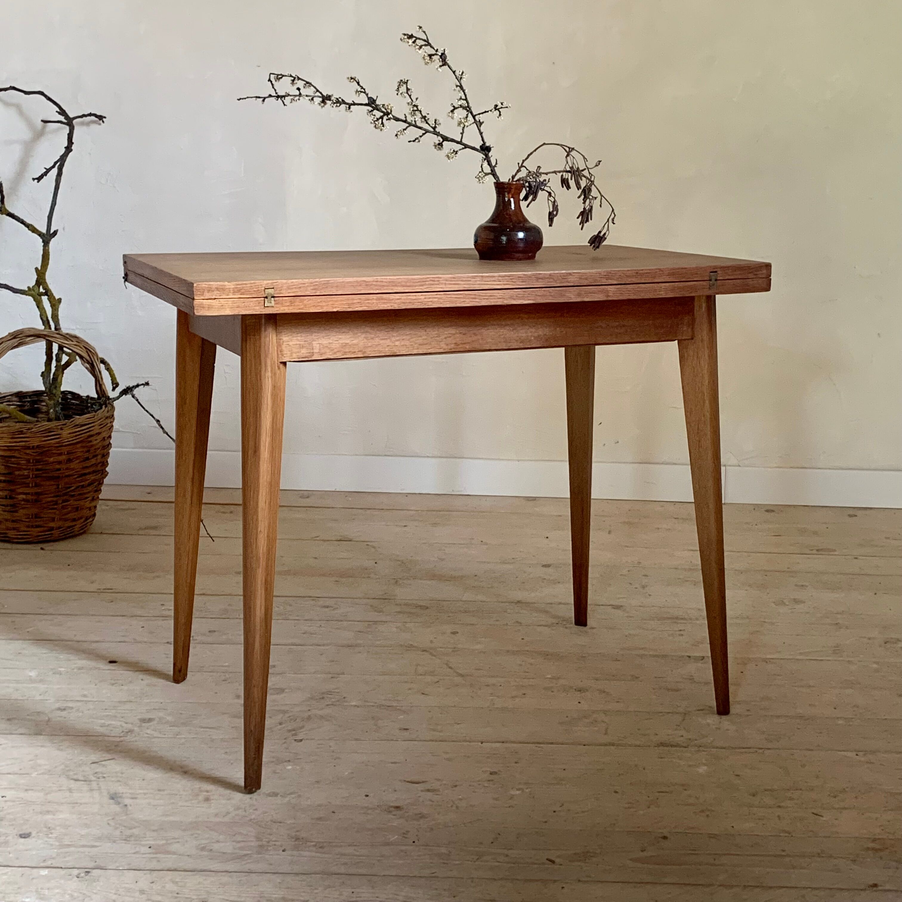 Vintage oak wallet table