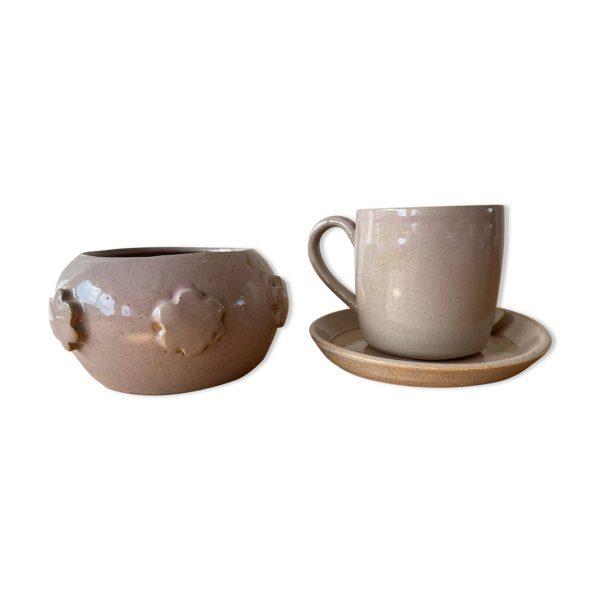 Tasse, sous-tasse et sucrier en céramique