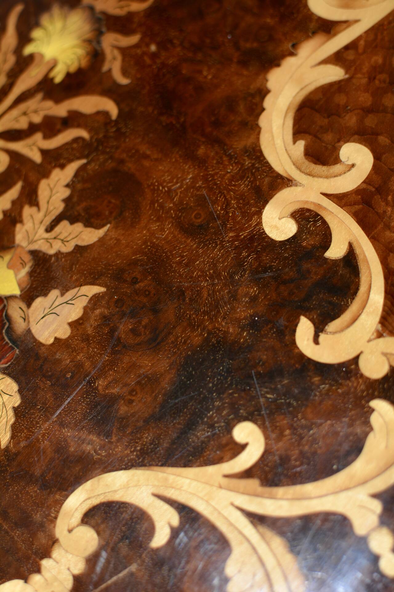 Antique coffee table with floral marquetry, Louis XV style.