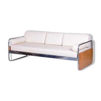 White Gottwald sofa - 1930s Czechia - Leather, Oak and Chrome