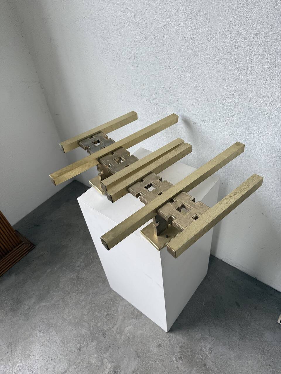 Pair of Regency brass wall lights in Italy