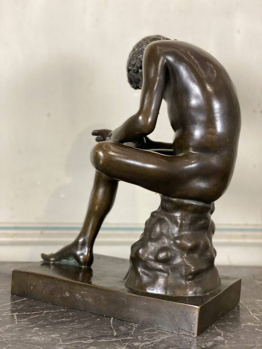 Le Spinario ou tireur d’épine, bronze d’après l’antique
