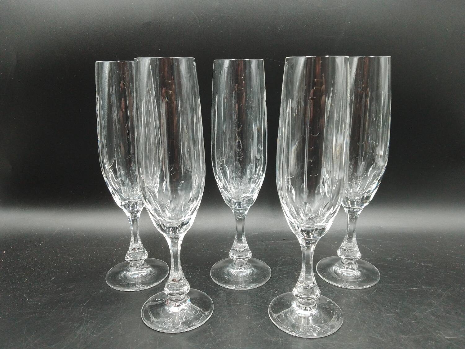 5 Champagne flutes in cut crystal from Lorraine LEMBERG model NORA