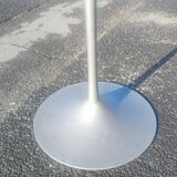 Tulip foot table in cast aluminum around 1960/70
