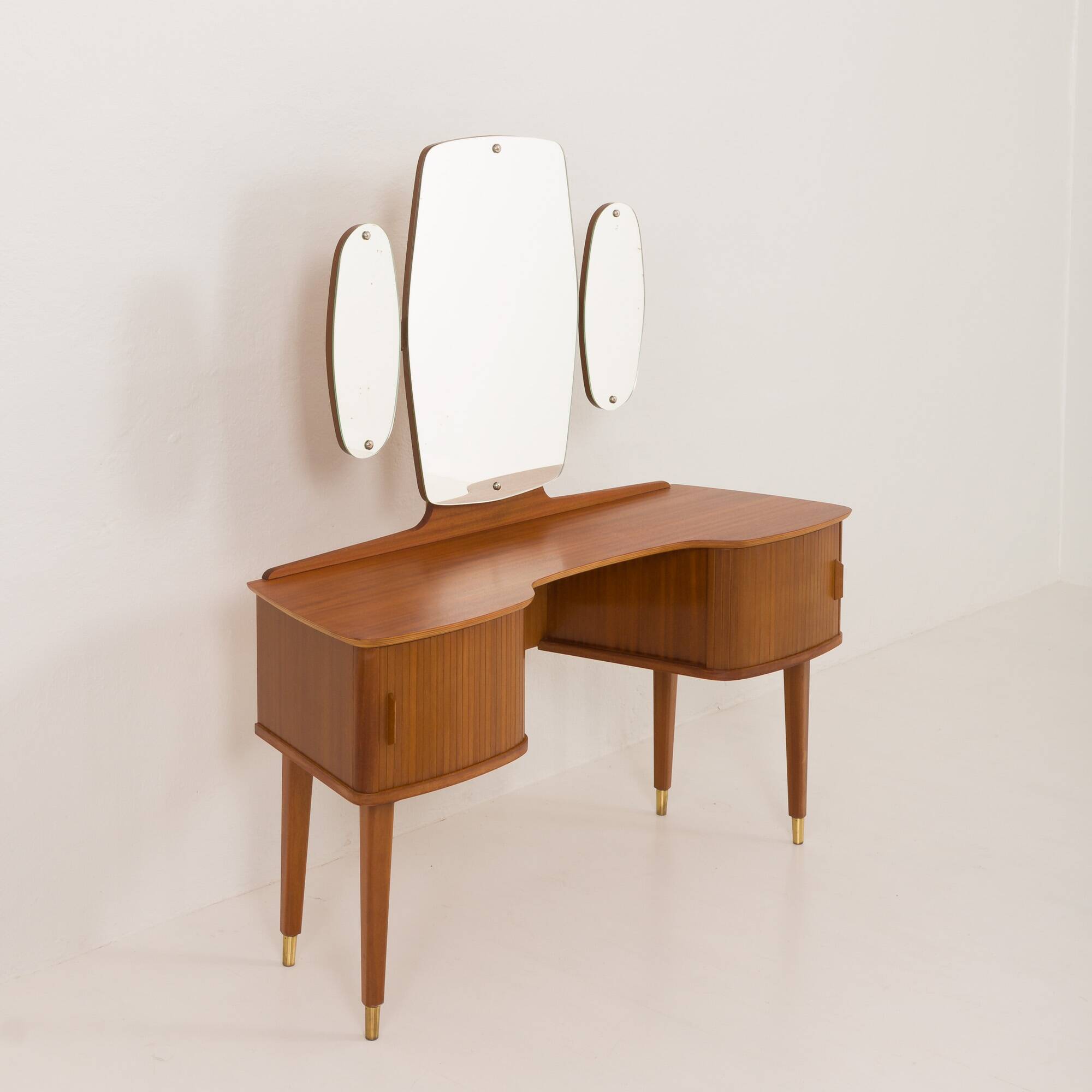 Scandinavian dressing table by Viken Mobelfabrik, attributed to Fredrik Kayser, Norway, 1957
