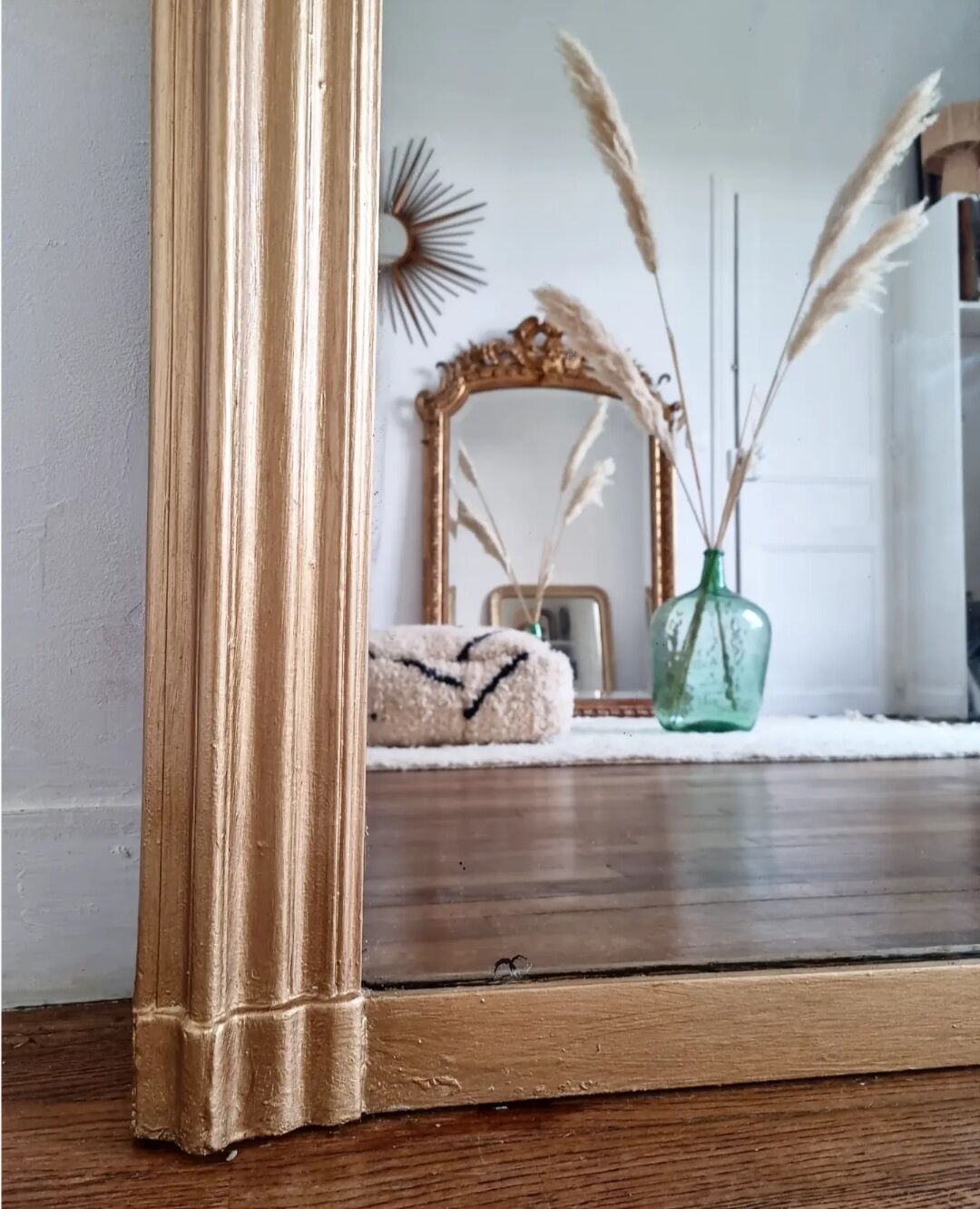 Large antique mirror 93x135cm