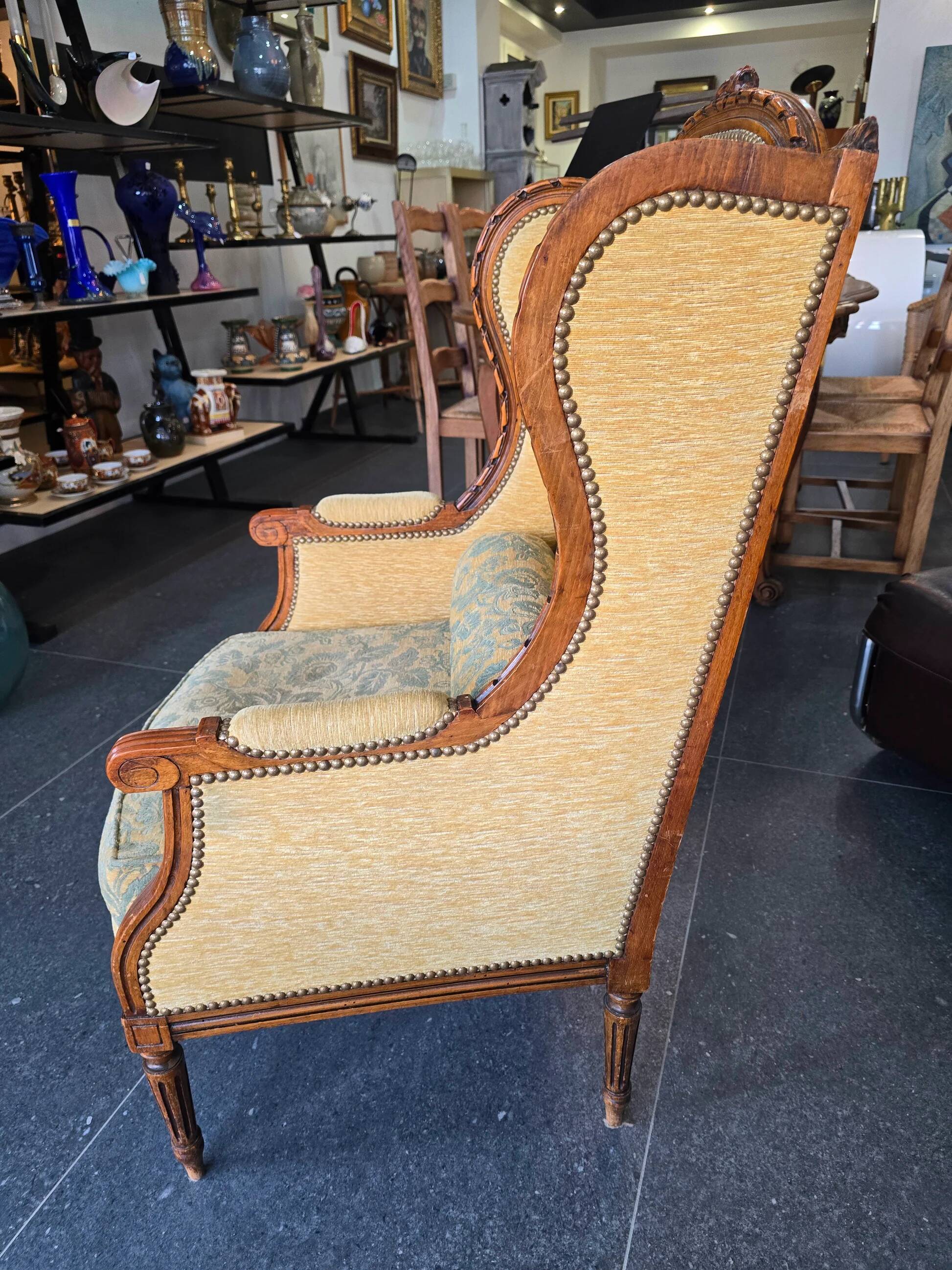 Louis XVI bergère armchairs, late 19th - early 20th century