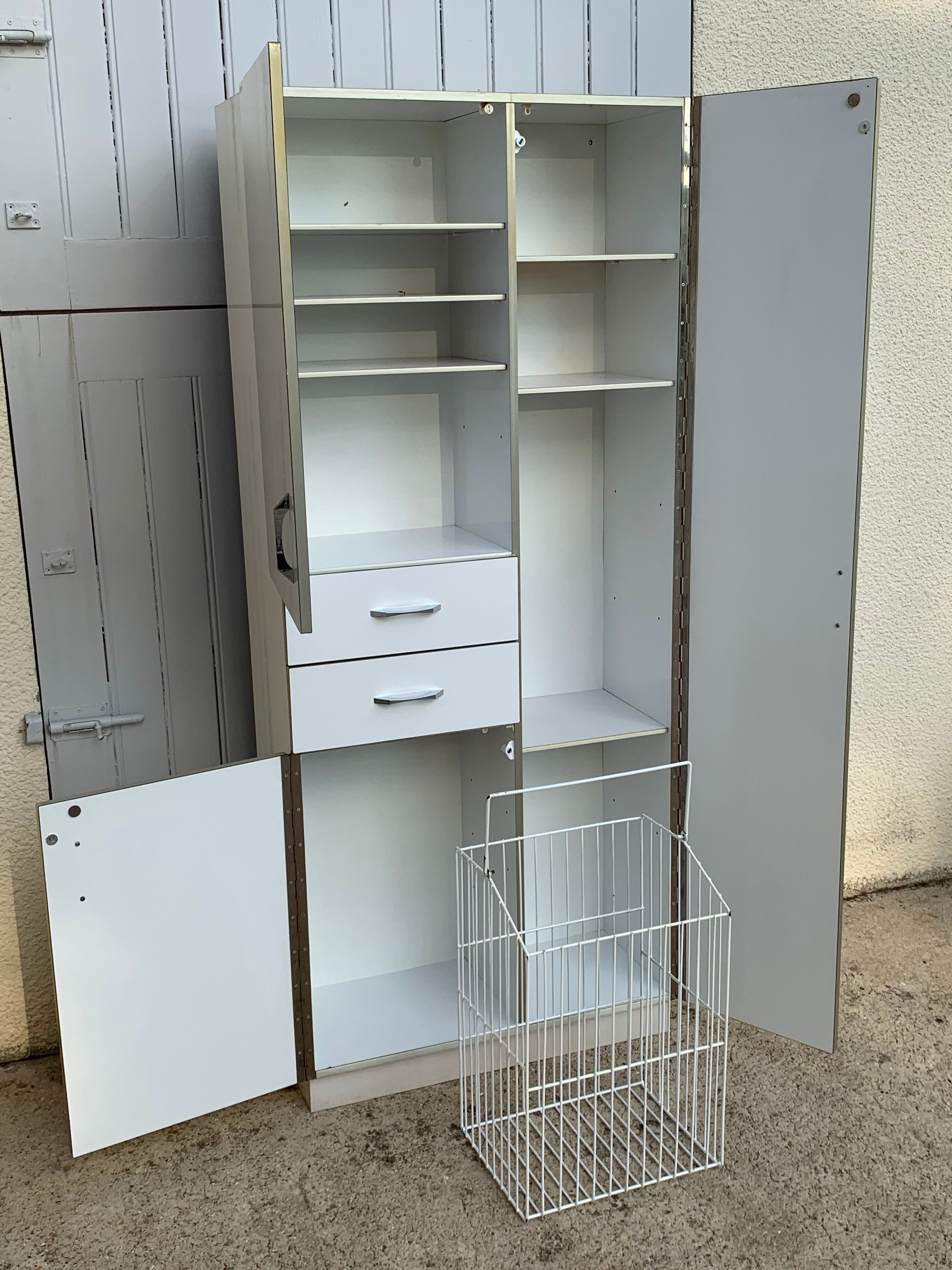 Formica sanijura 1960 wardrobe