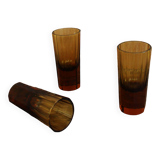 Trois verres à liqueur vintage