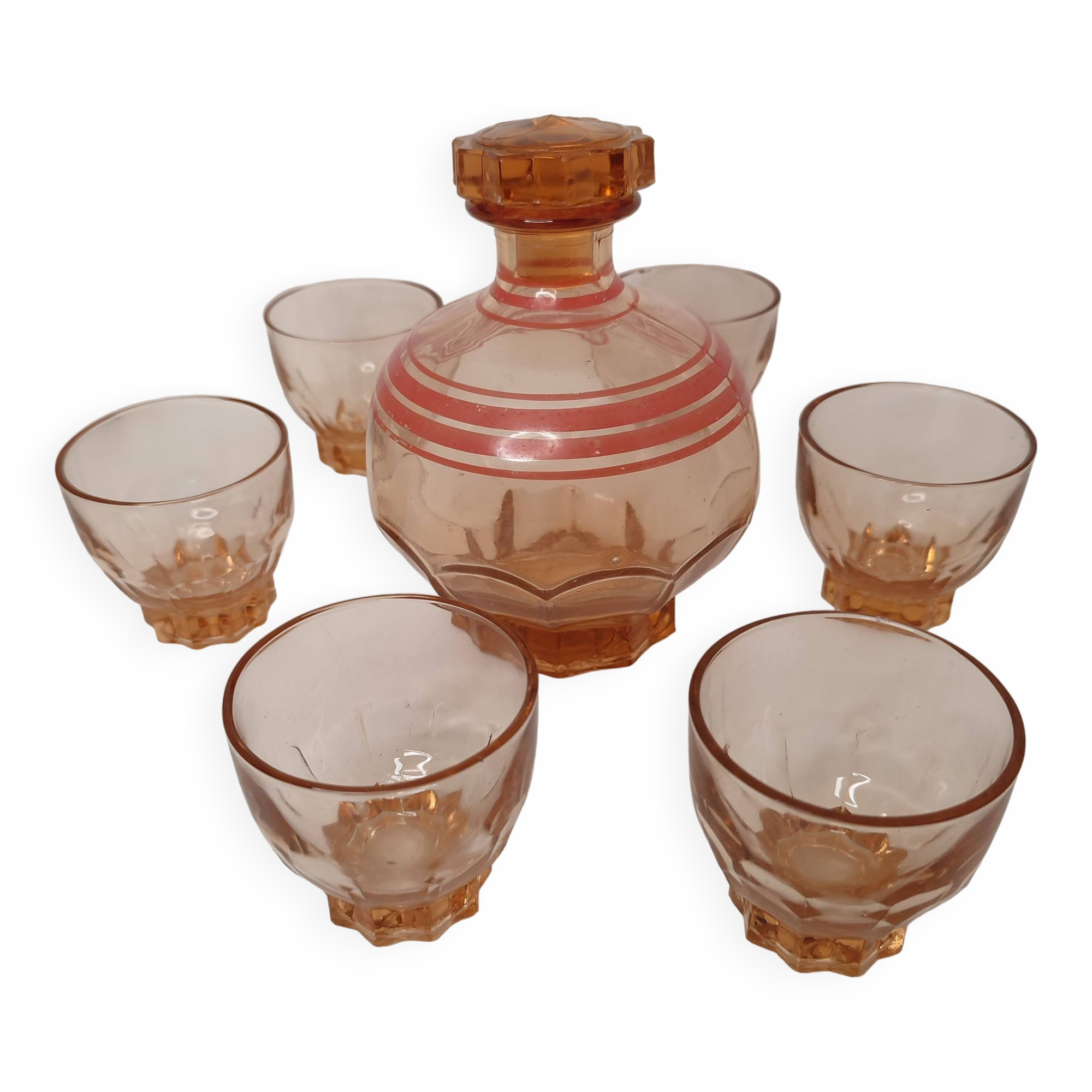 Carafe liquor service + vintage glasses