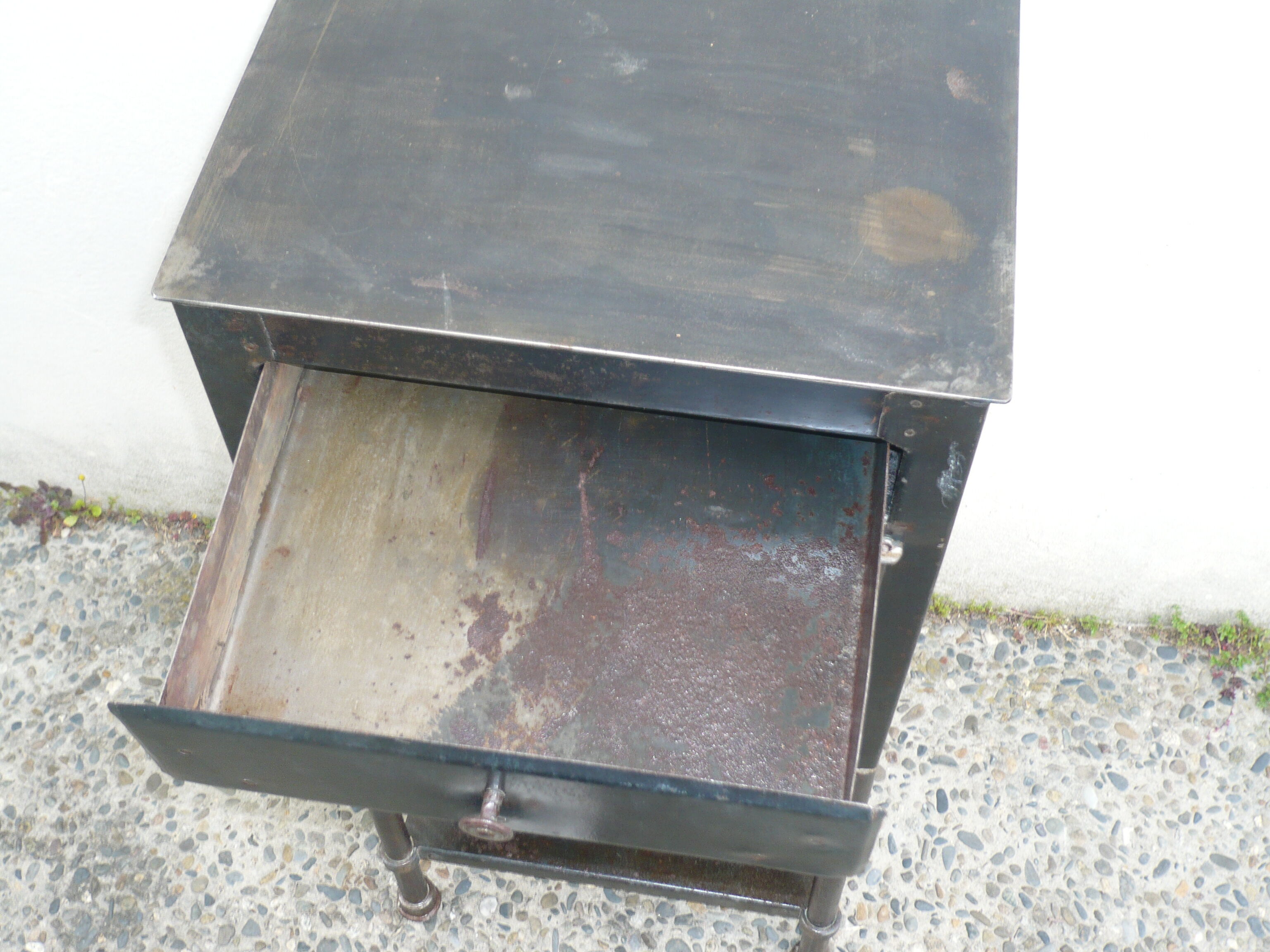 Industrial metal bedside