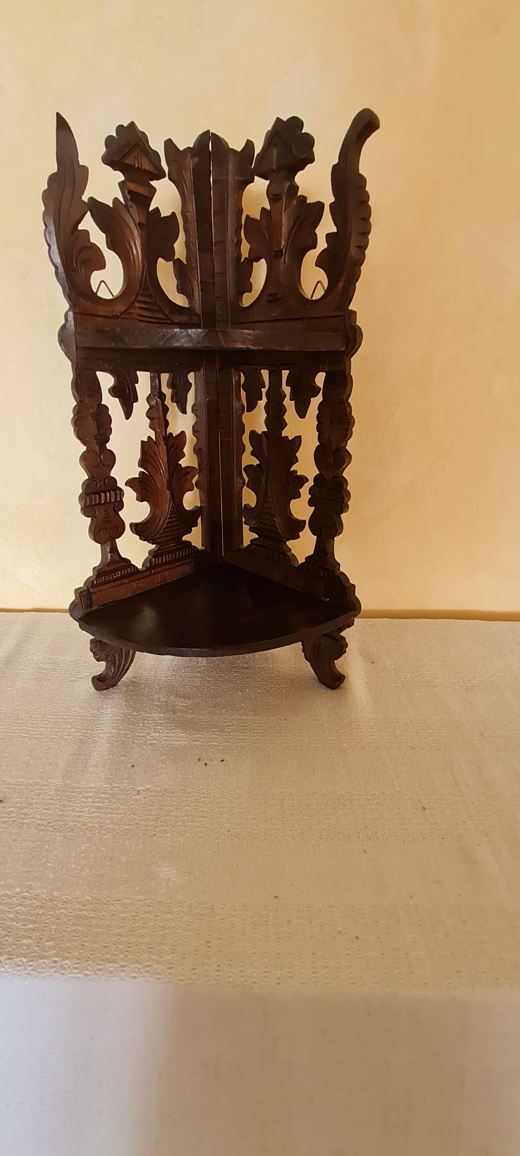 Etagere encoignure