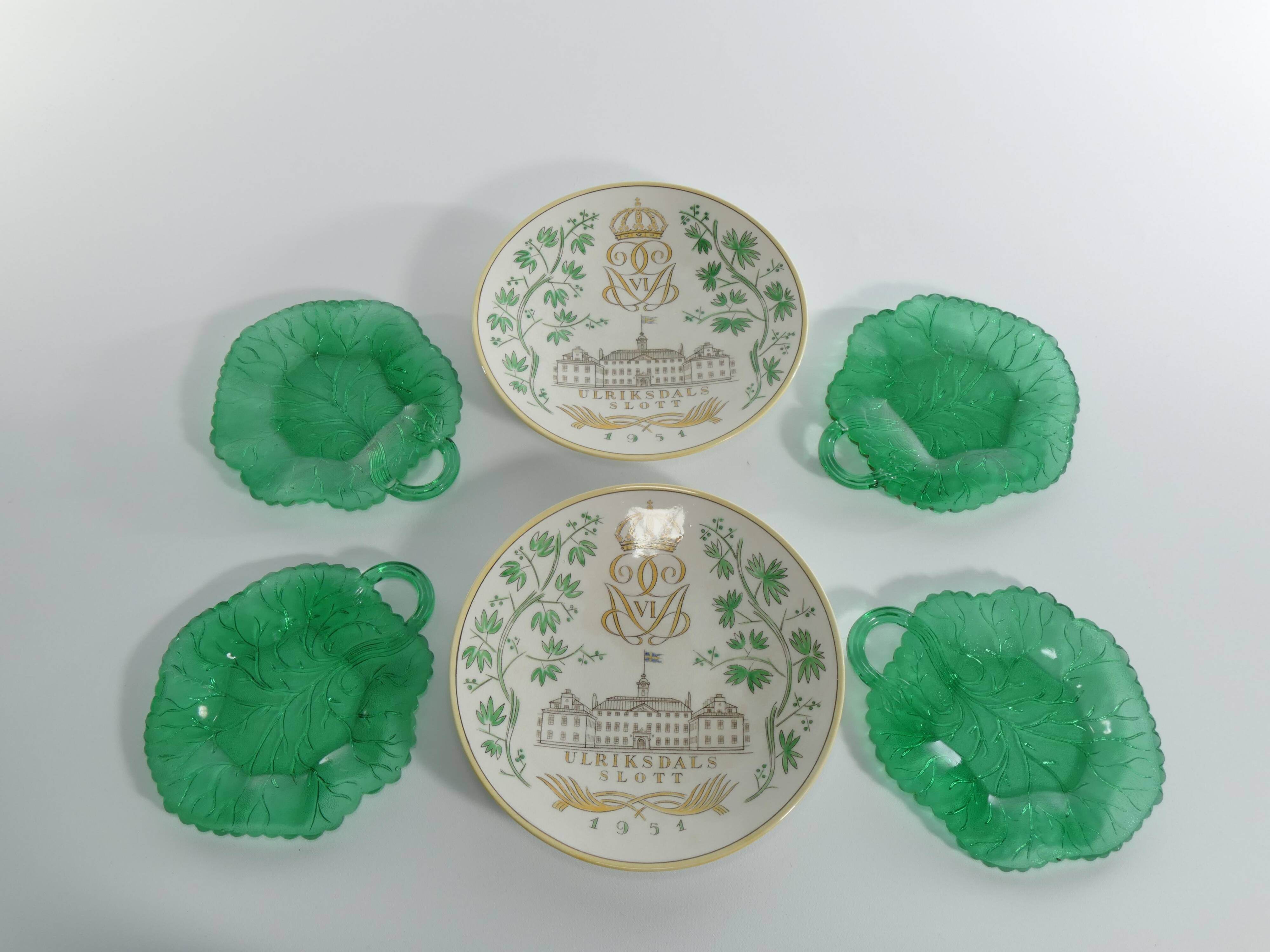 Swedish Grace Plates with Ulriksdal Palace in Yellow and Green by Gefle 1951