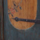 Cabinet de mariée primitif en art populaire peint de ferme antique du XVIIIe siècle