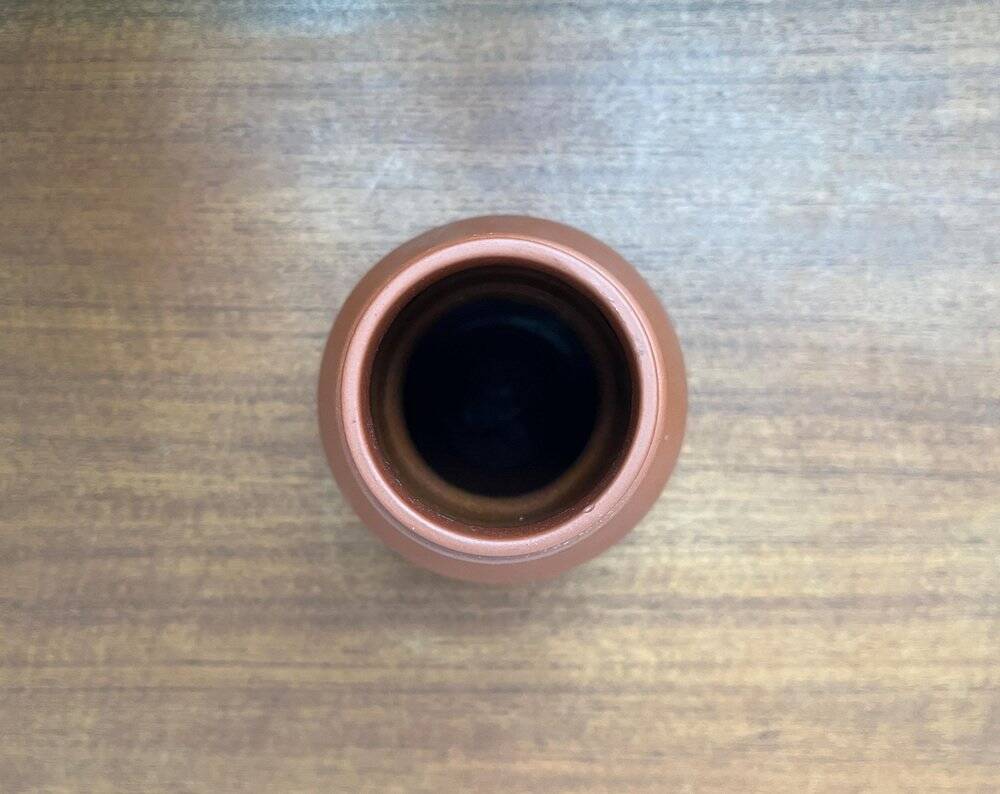 Minimalist German vase from the mid-century, Wormser Terra-Sigillata pottery, 1960s.