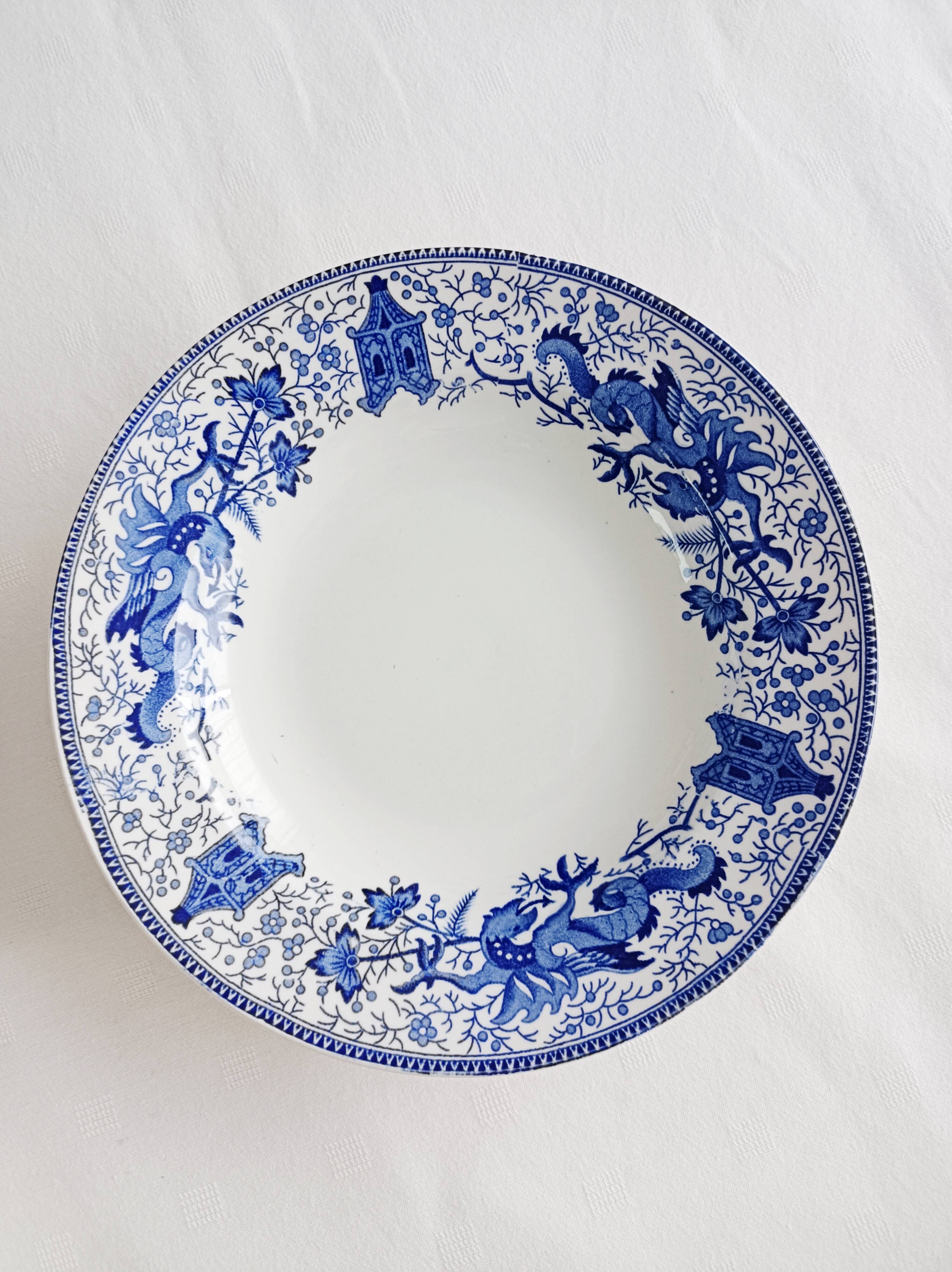 Set of 4 Boch la Louvière Dragon deep plates