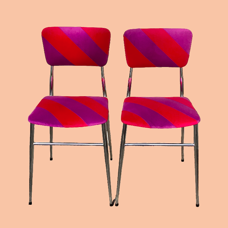 Red/purple patchwork chairs duo