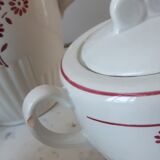 Coffee service KG Lunéville consisting of a coffee maker, 6 cups and a sugar bowl years 30-40