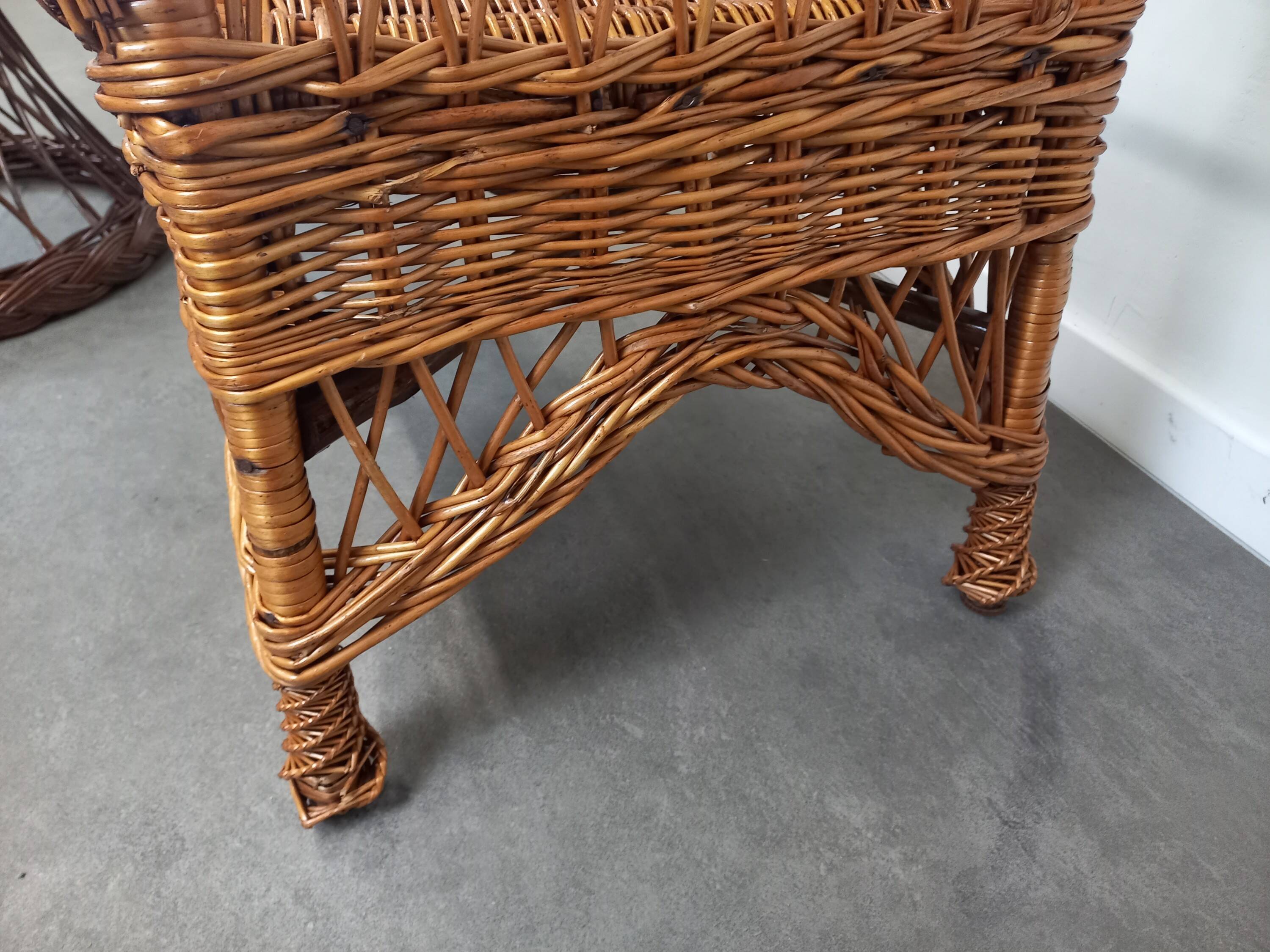 Rattan lounge