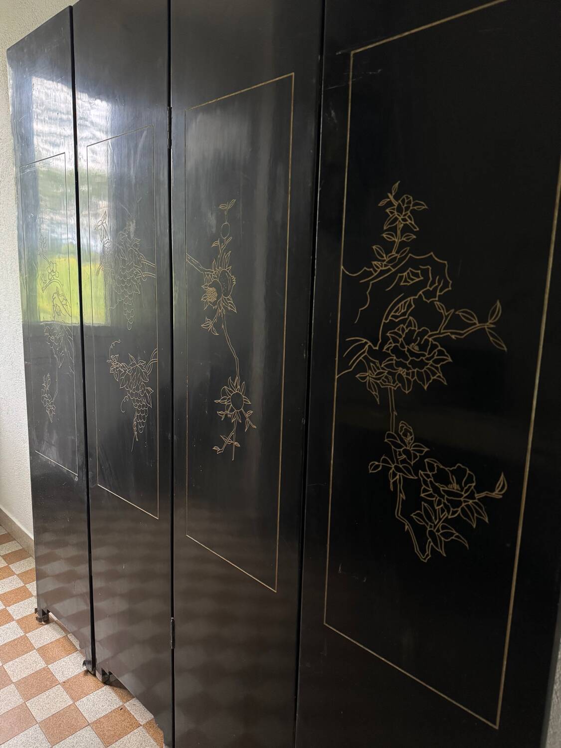 Antique Chinese lacquer screen