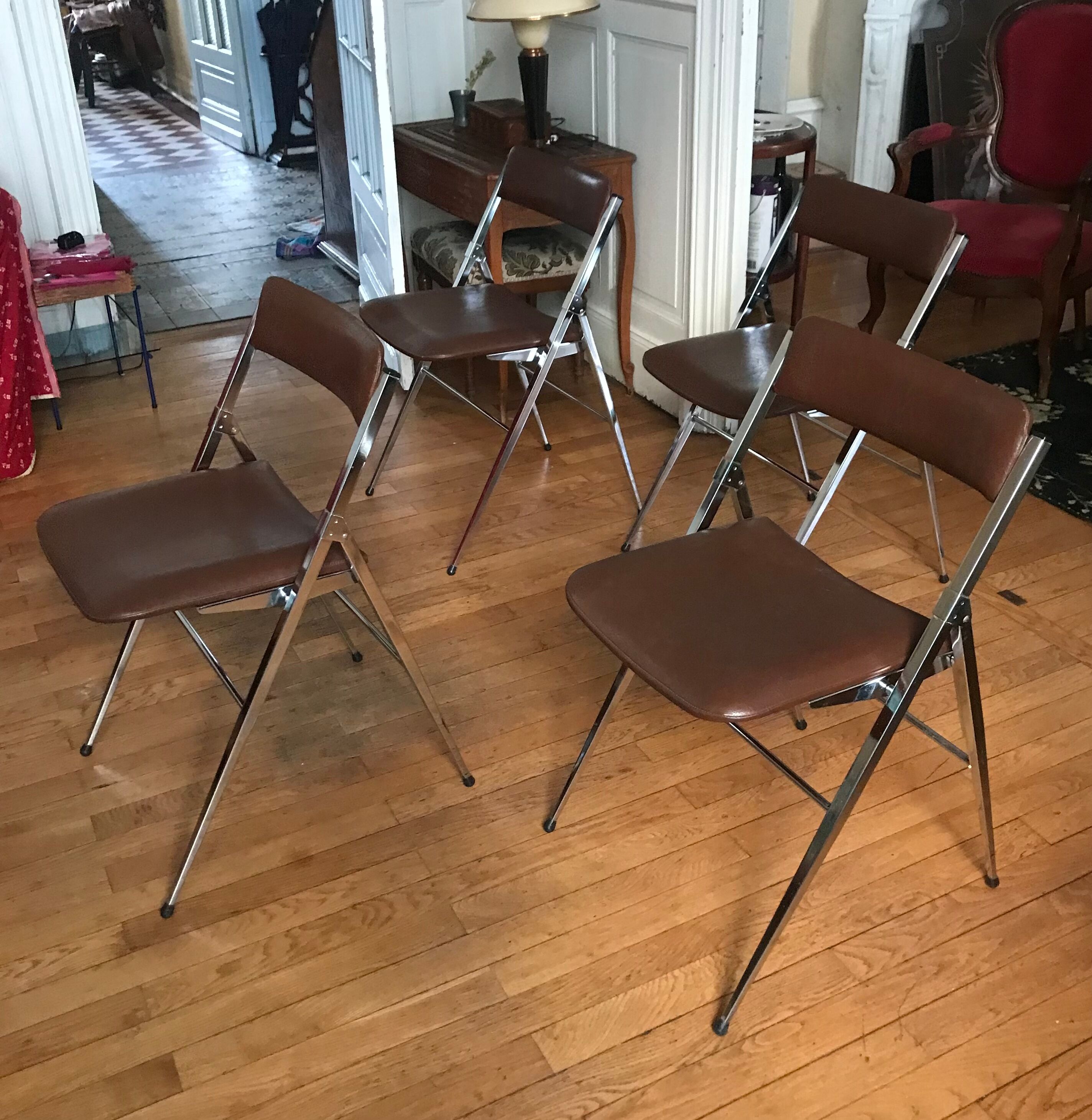 Chrome metal chairs and skaï from the 70s
