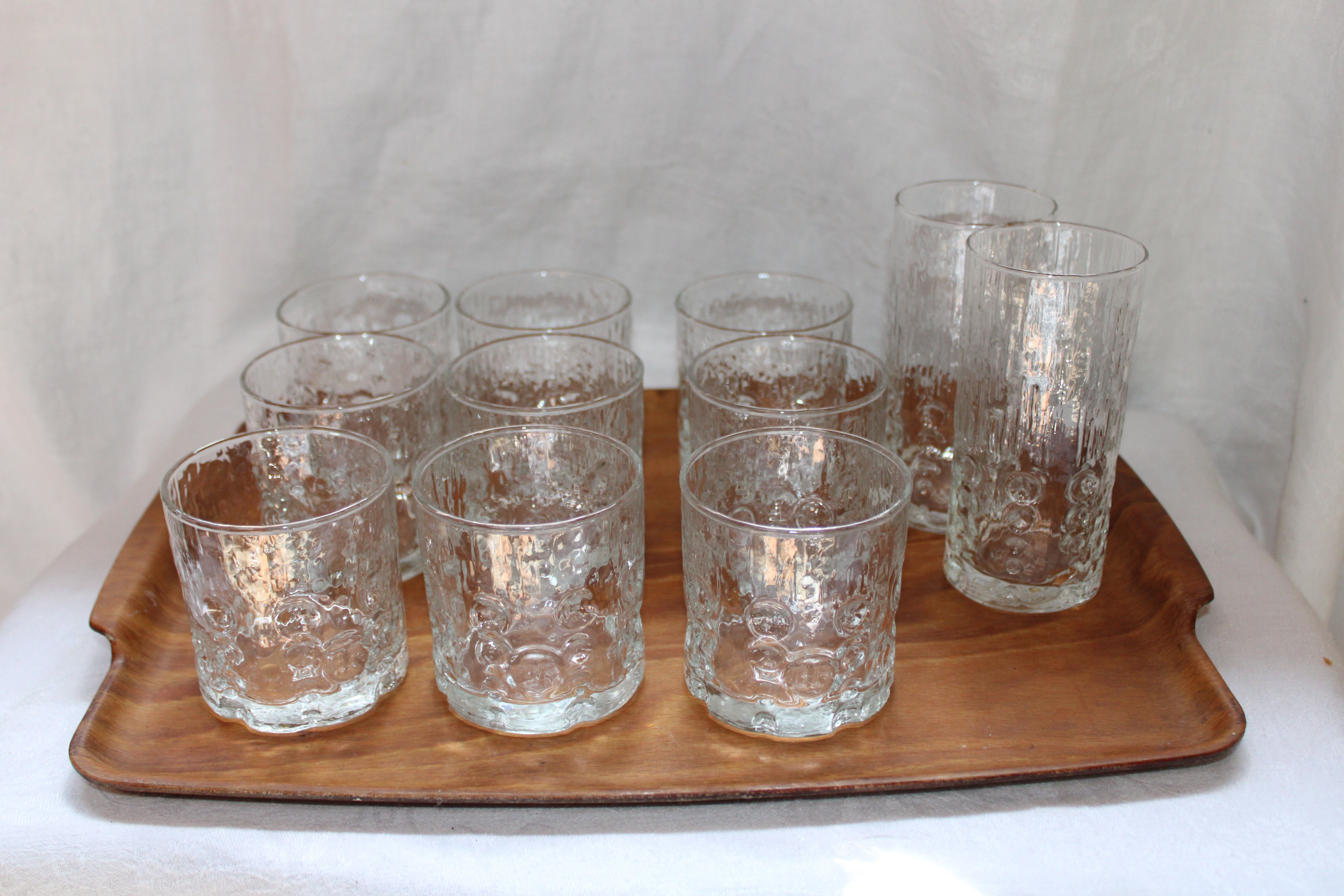 Set of 11 advertising glasses BP 70's